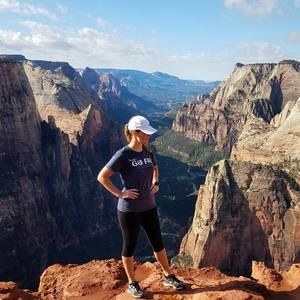 Meet your Posher, Amber